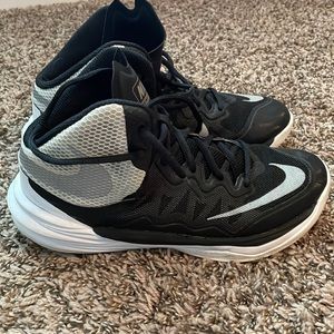 Women’s Nike athletic shoes